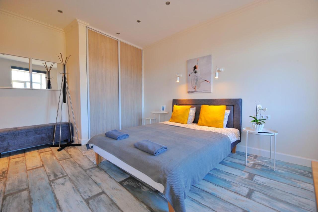 Gertrudes Residence Stay In Light-Filled Studio Apartment In Central Riga Exterior photo