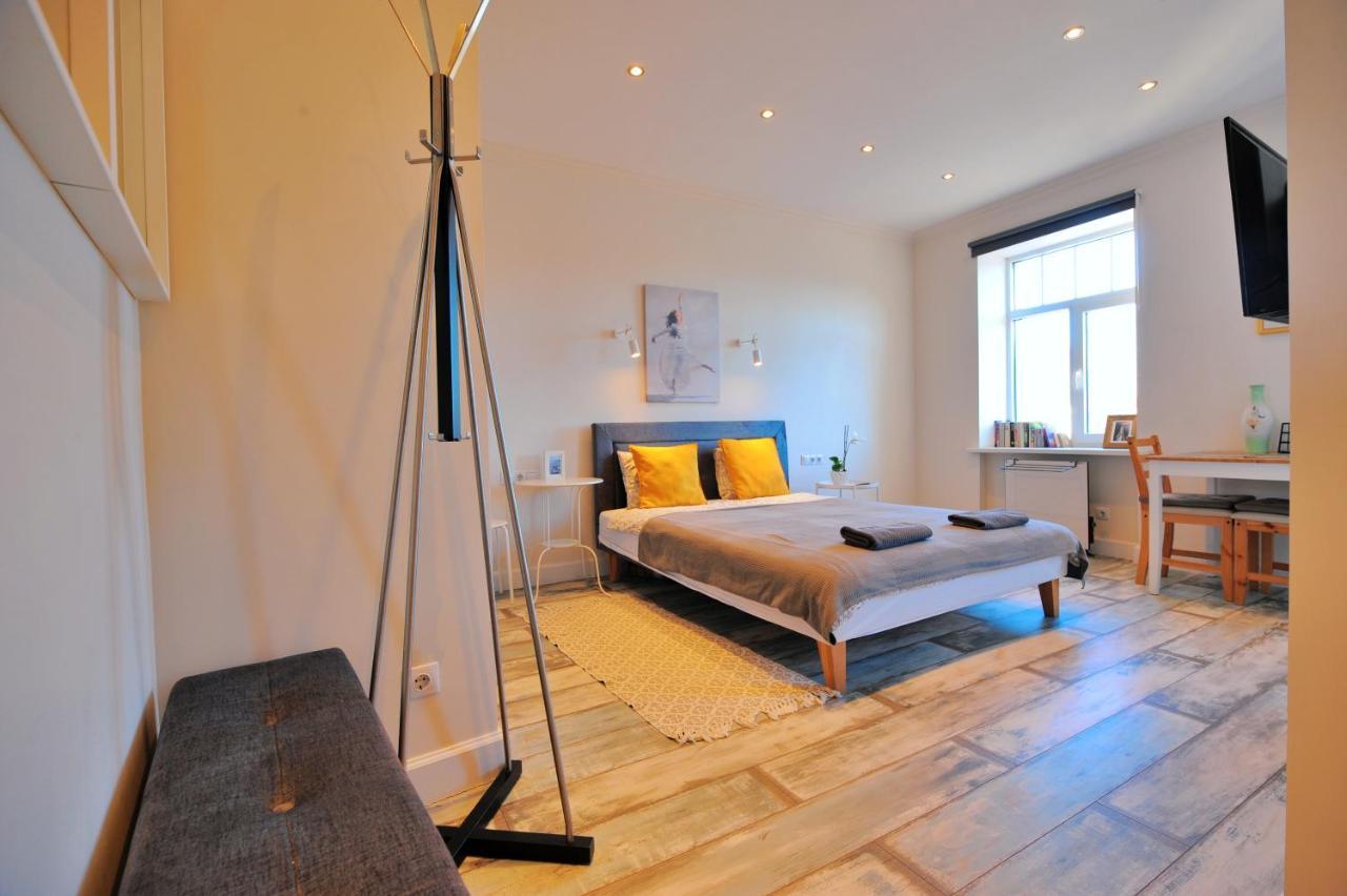 Gertrudes Residence Stay In Light-Filled Studio Apartment In Central Riga Exterior photo